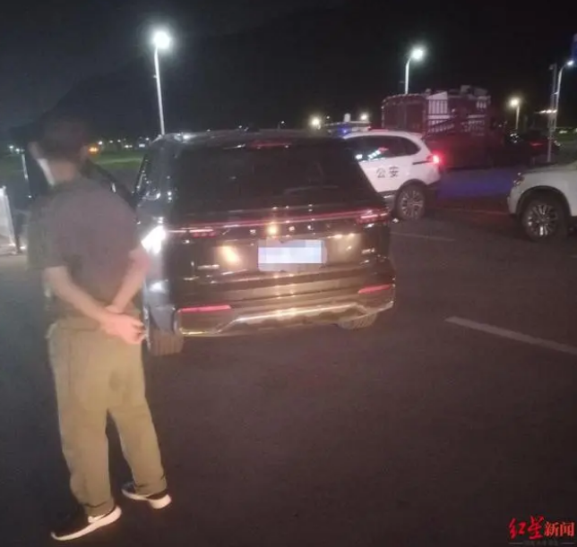 男子醉駕被查后“花式折騰”三小時(shí)，最終駕照被吊銷